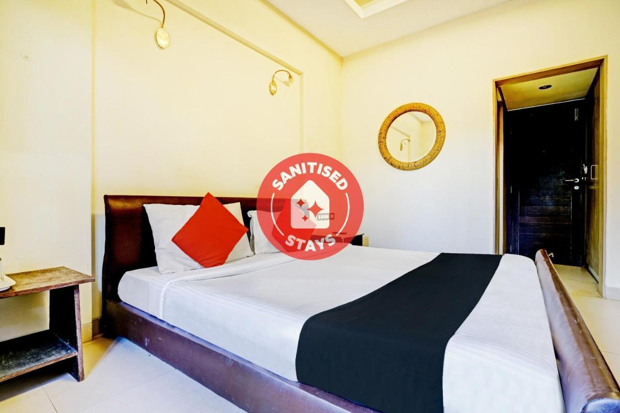 Capital O Kov082 Country Club Hospitality Hotel 3*