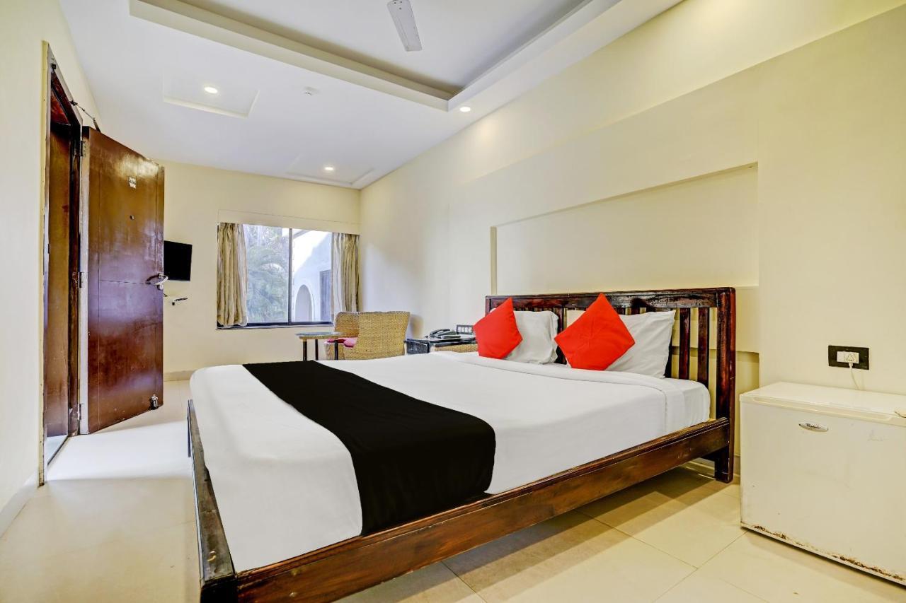 Hotel Capital O Kov082 Country Club Hospitality 3*
