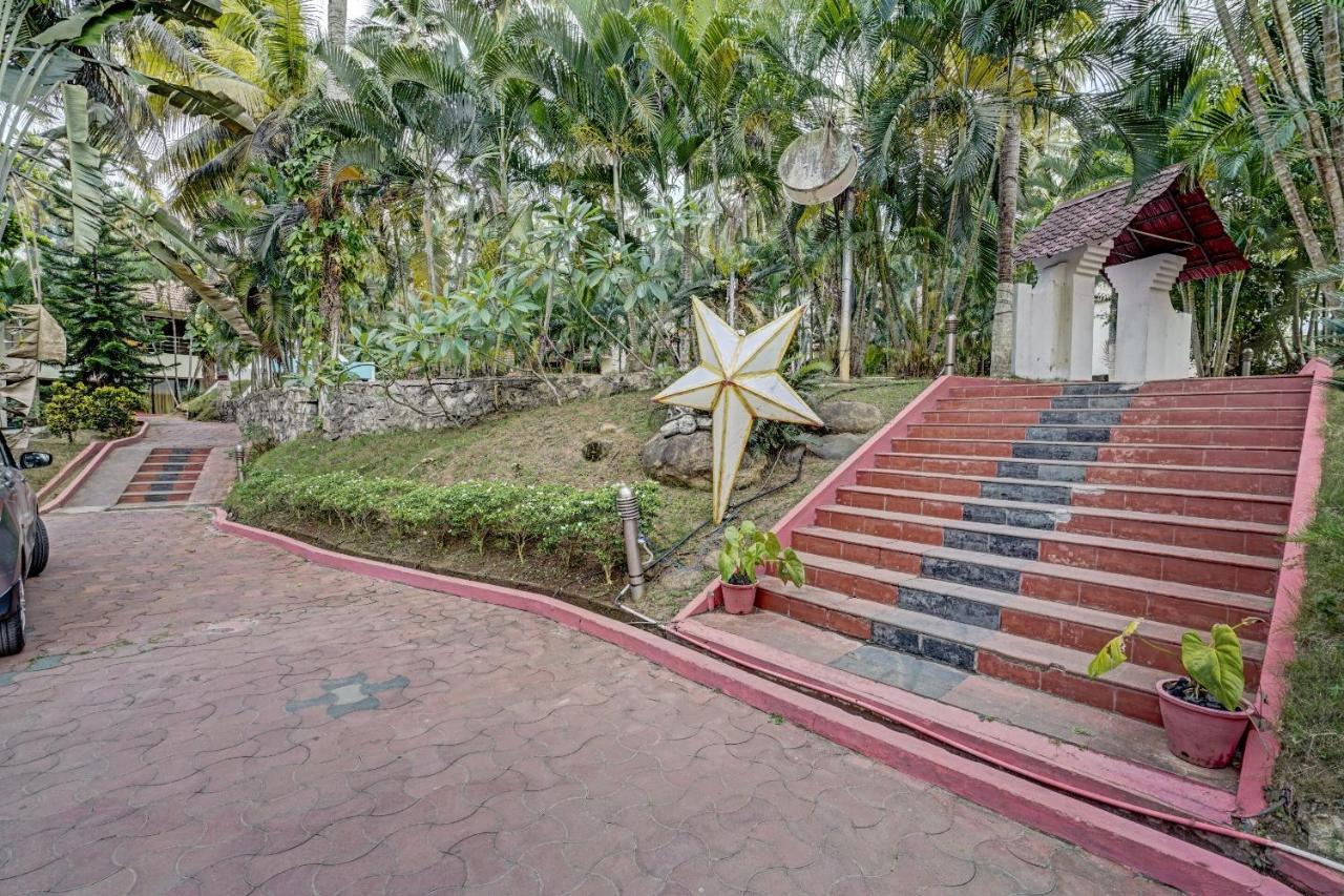 Capital O Kov082 Country Club Hospitality Hotel 3*